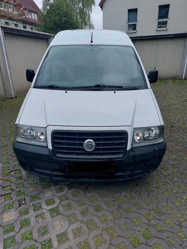 Gebraucht 2005 Fiat Scudo Van | 1.745 € - Bild 1/4