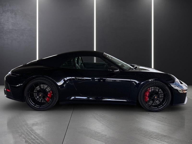 Gebraucht Porsche 992 541 PS (397 kW) 2025 Schwarz Cabrio