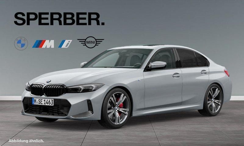 Grau Gebraucht 2024 BMW 330 Comfort Edition Limousine | 49.900 € (Etwas zu teuer) - Bild 1/4