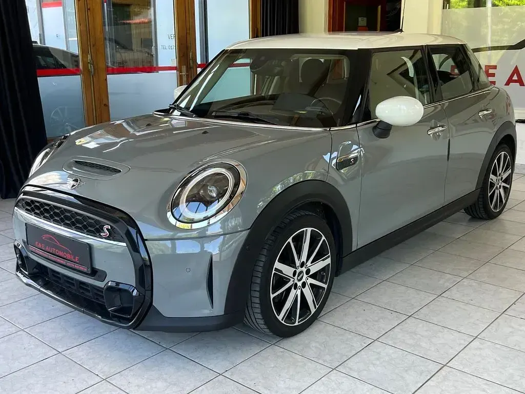Gebraucht Mini Cooper S Classic 178 PS (130 kW) 2022 Grau Kleinwagen