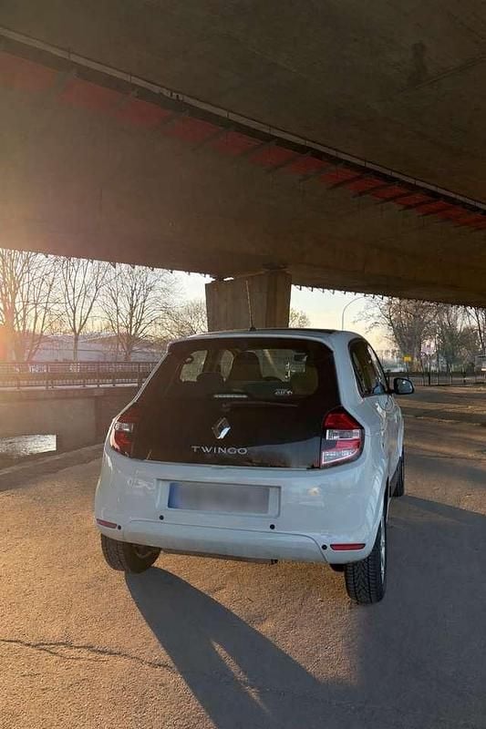 Gebraucht Renault Twingo Dynamique 71 PS (52 kW) 2014 Blau Kleinwagen