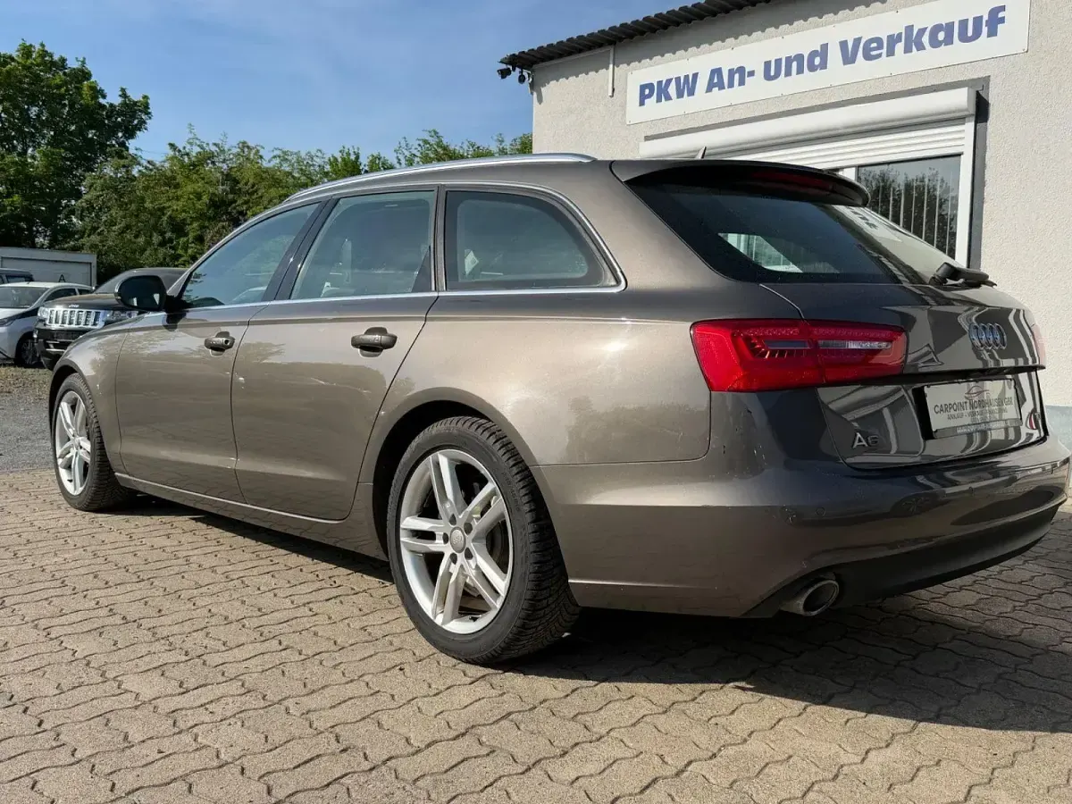 Gebraucht Audi A6 Sport 204 PS (150 kW) 2012 Grau Kombi