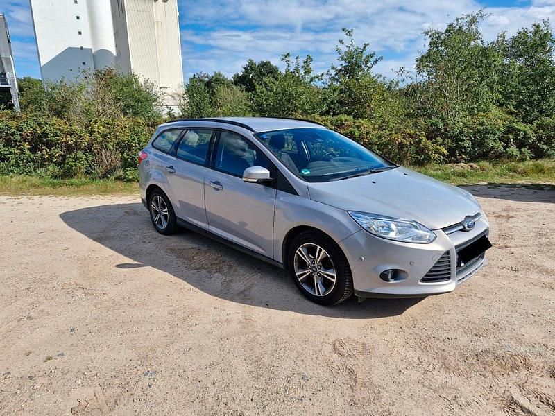 Brugt Ford Focus SYNC Edition 101 HK (74 kW) 2013 Sølv Stationcar