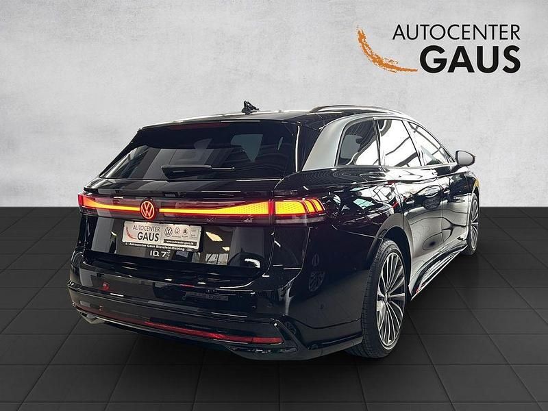 Neu VW ID.7 Pro 210 kW (286 PS) 2026 Schwarz Kombi