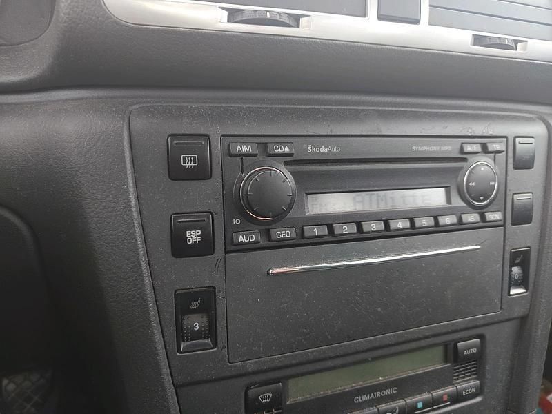 Gebraucht Skoda Superb 140 PS (102 kW) 2007 Grau Limousine