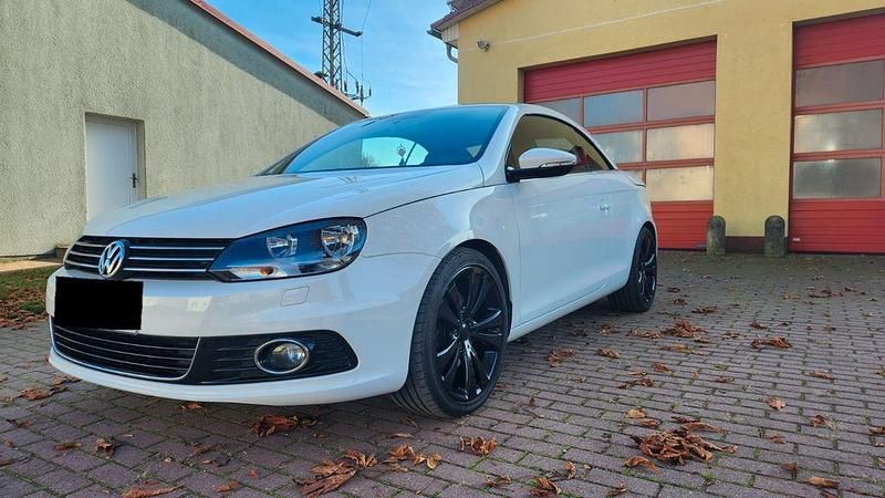 Weiß Gebraucht 2011 VW Eos Cabrio | 8.700 € (Teuer) - Bild 1/4