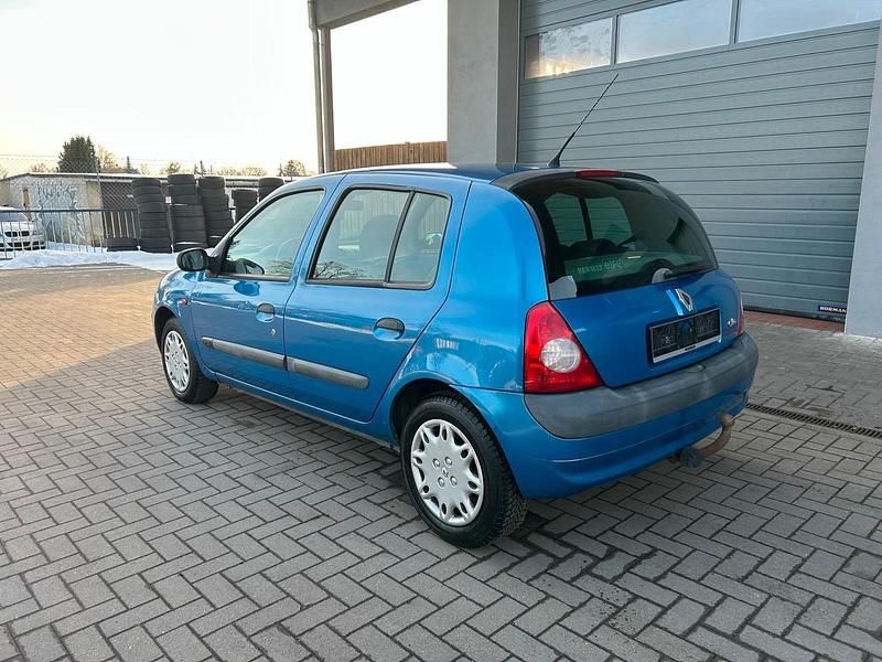 Gebraucht Renault Clio II 58 PS (42 kW) 2002 Blau Kleinwagen