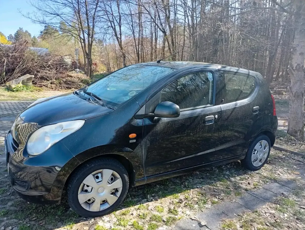 Gebraucht Suzuki Alto 68 PS (50 kW) 2011 Schwarz Kleinwagen