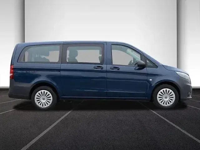 Gebraucht Mercedes Vito 136 PS (100 kW) 2022 Stahlblau Van