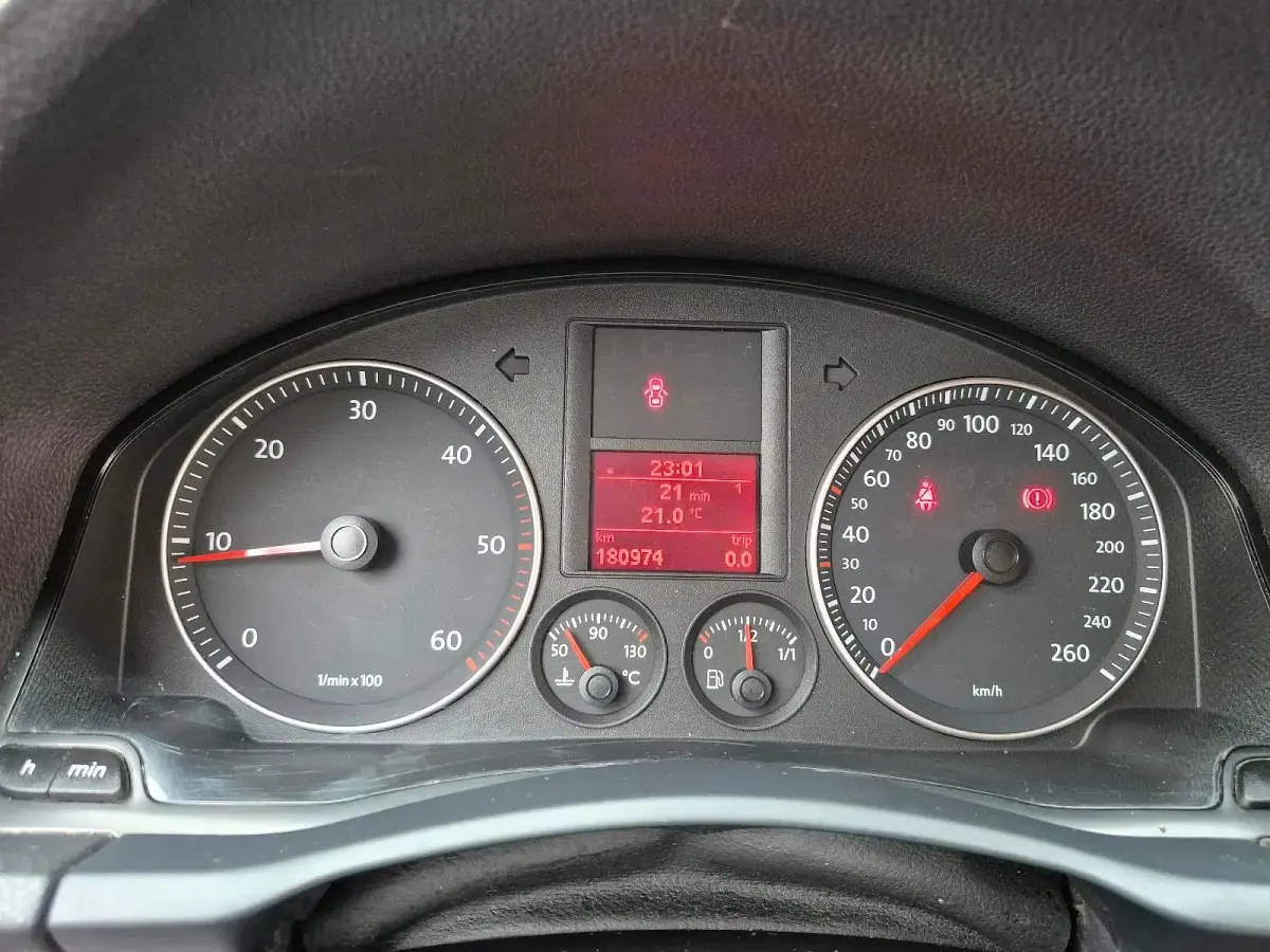 Gebraucht VW Golf VI 105 PS (77 kW) 2008 Schwarz Kleinwagen