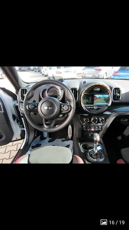 Gebraucht Mini John Cooper Works 231 PS (169 kW) 2017 Weiß Kleinwagen