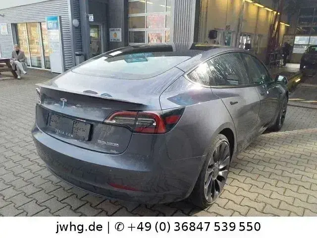 Occasion Tesla Model 3 Performance 377 kW (513 ch) 2022 Gris Berline