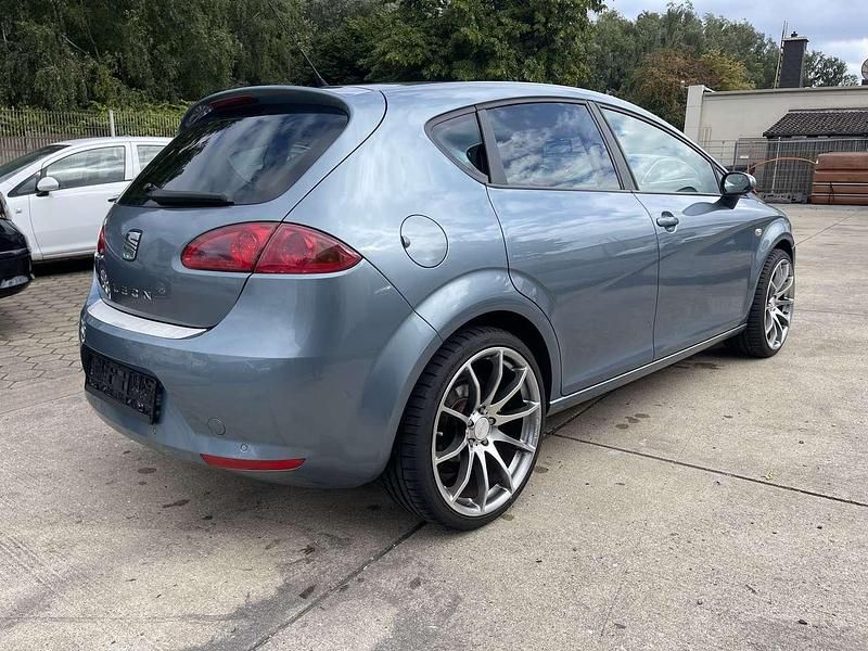 Gebraucht Seat Leon Stylance 102 PS (75 kW) 2008 Blau Kleinwagen