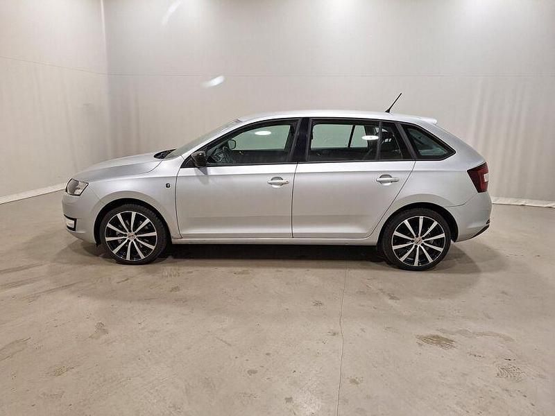 Gebraucht Skoda Rapid Ambition 105 PS (77 kW) 2015 Brilliantsilber metallic Kleinwagen