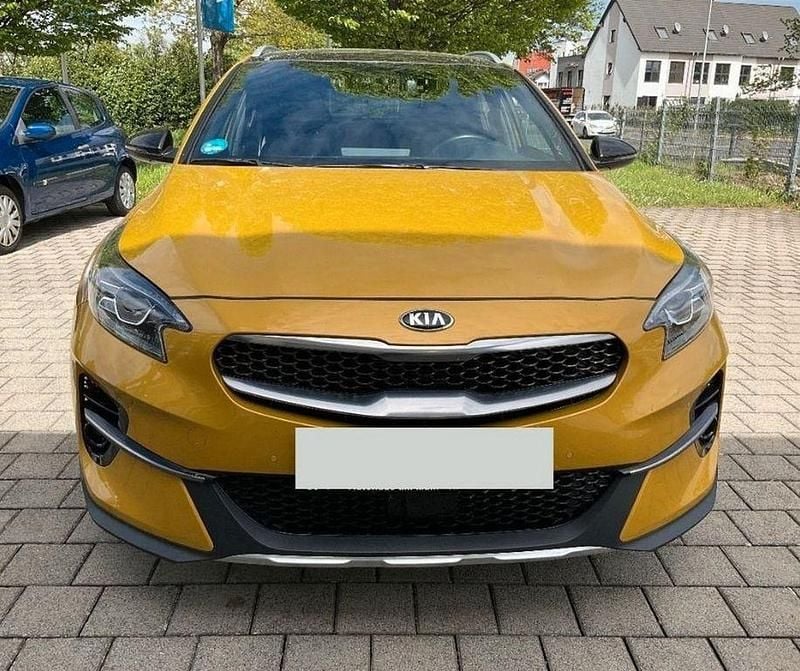 Gold Gebraucht 2021 Kia XCeed Xdition SUV | 17.400 € (Superpreis) - Bild 1/4