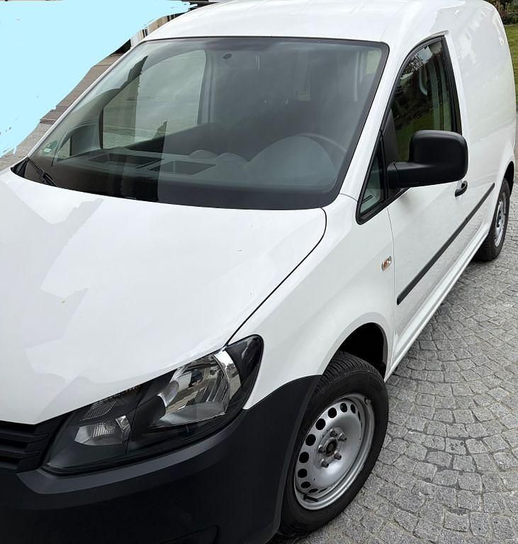 Second-hand VW Caddy 102 CP (75 kW) 2014 Alb Monovolum