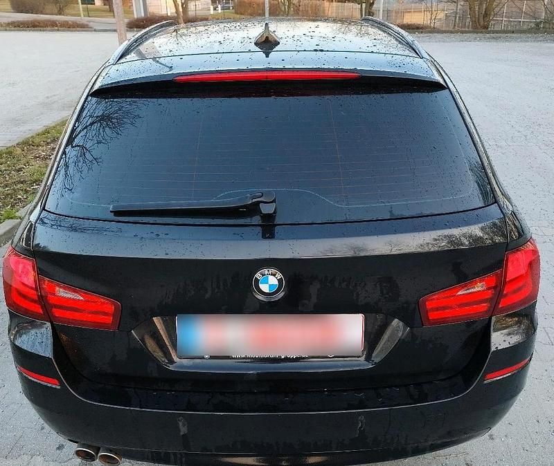 Gebraucht BMW 535 300 PS (220 kW) 2011 Schwarz Kombi