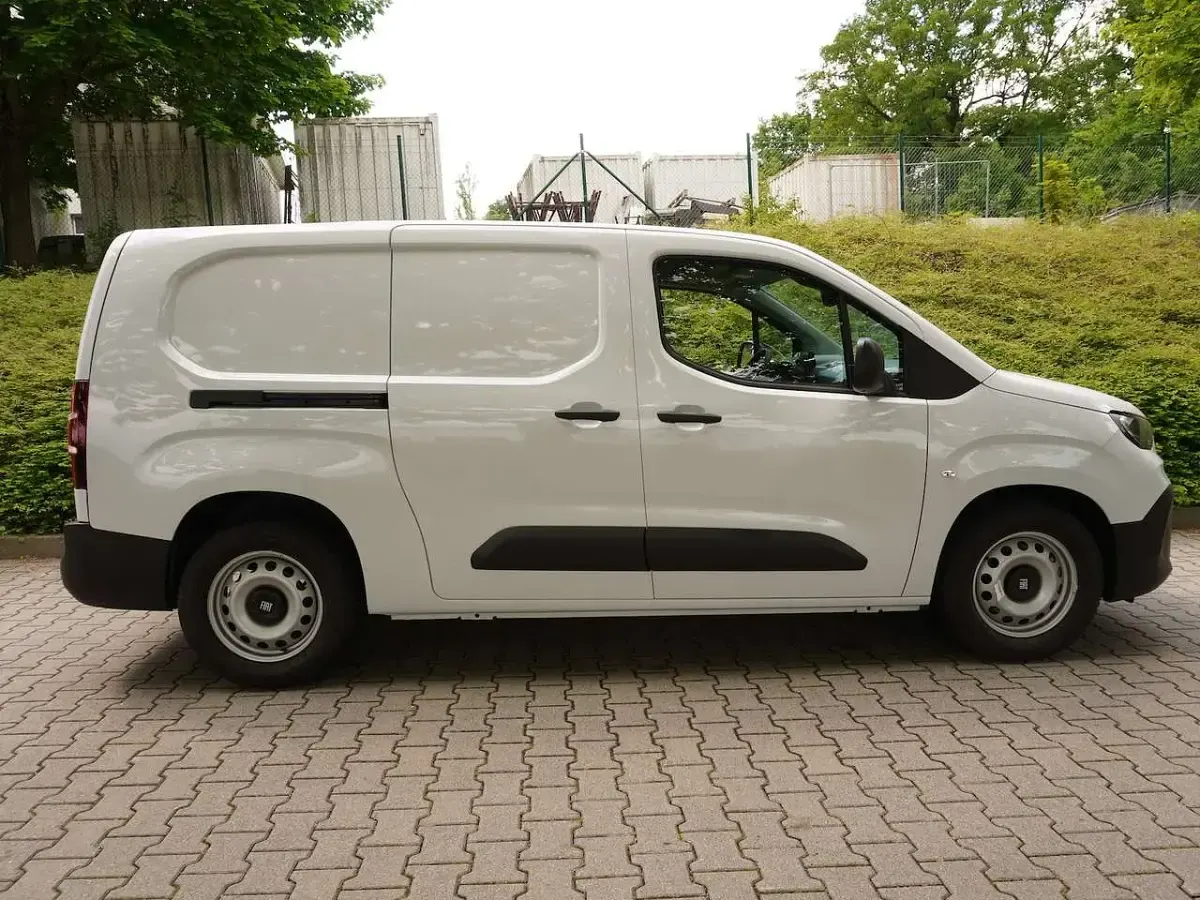 Neu Fiat e-Doblò 100 kW (136 PS) 2025 Weiß Van / Kleinbus