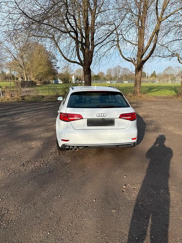 Gebraucht Audi A3 Sport 150 PS (110 kW) 2016 Weiß Kombi