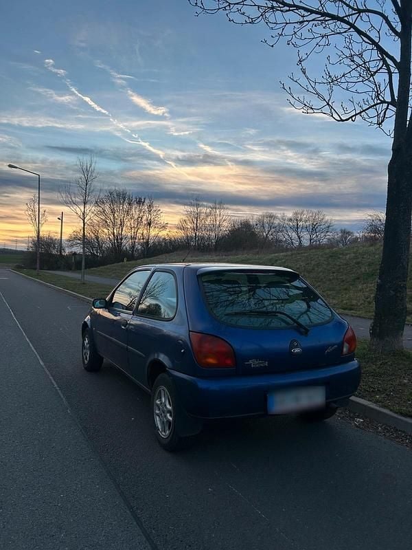 Gebraucht Ford Fiesta 75 PS (55 kW) 1999 Blau Kleinwagen