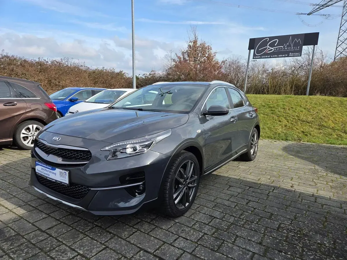 Gebraucht Kia XCeed 140 PS (102 kW) 2020 Silber SUV