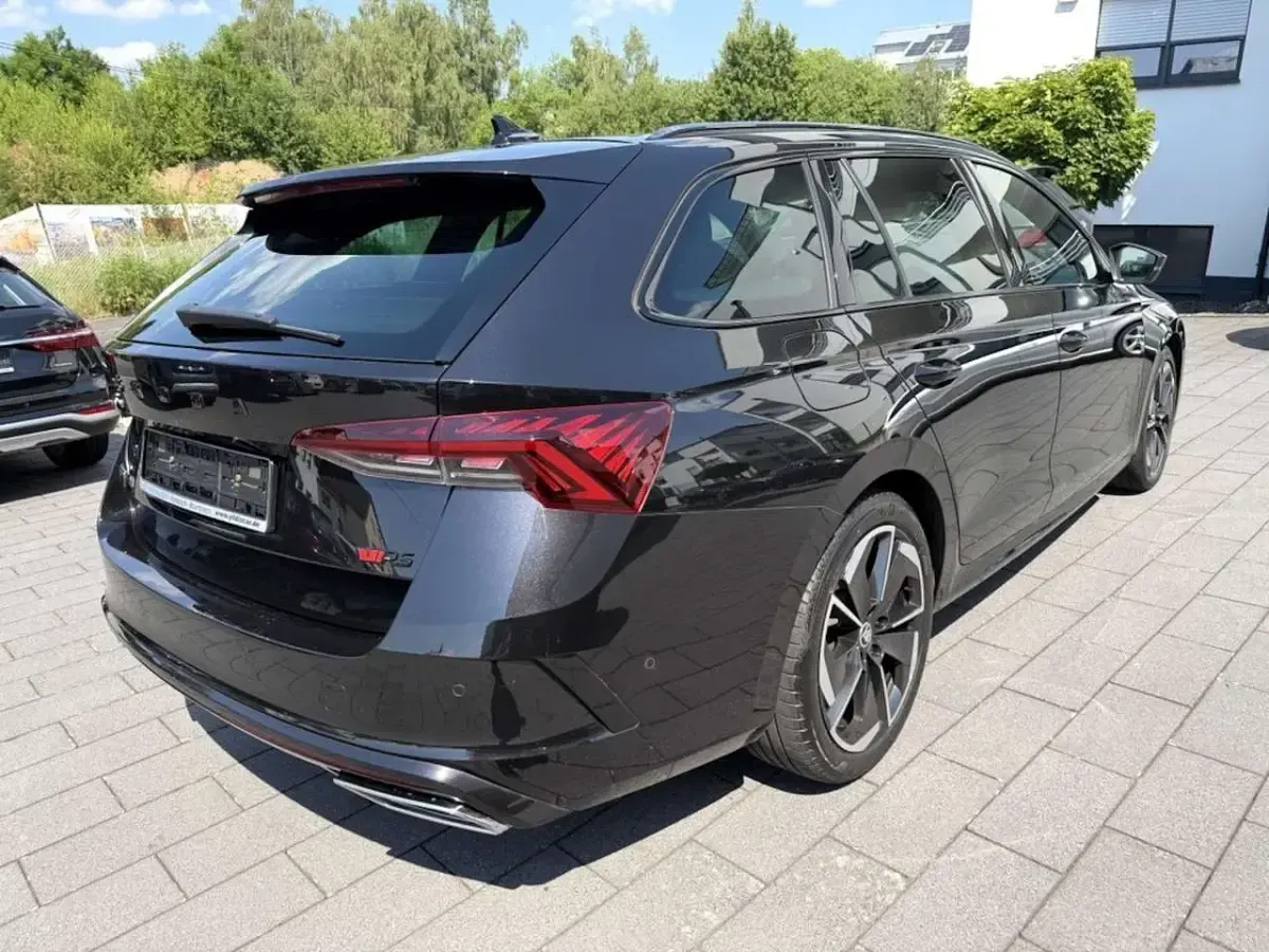 Gebraucht Skoda Octavia RS 200 PS (147 kW) 2023 Schwarz Kombi