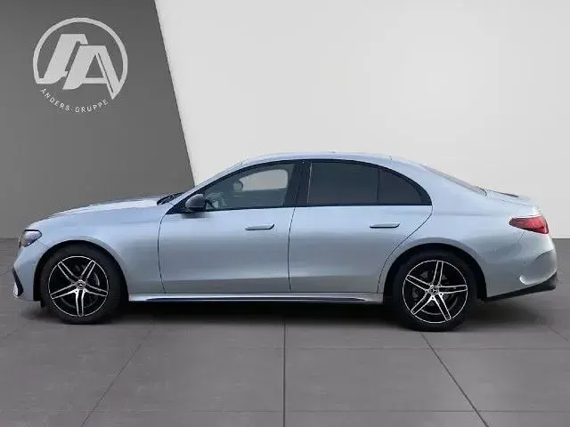 Gebraucht Mercedes E220 AMG 197 PS (144 kW) 2024 Hightech silber Limousine