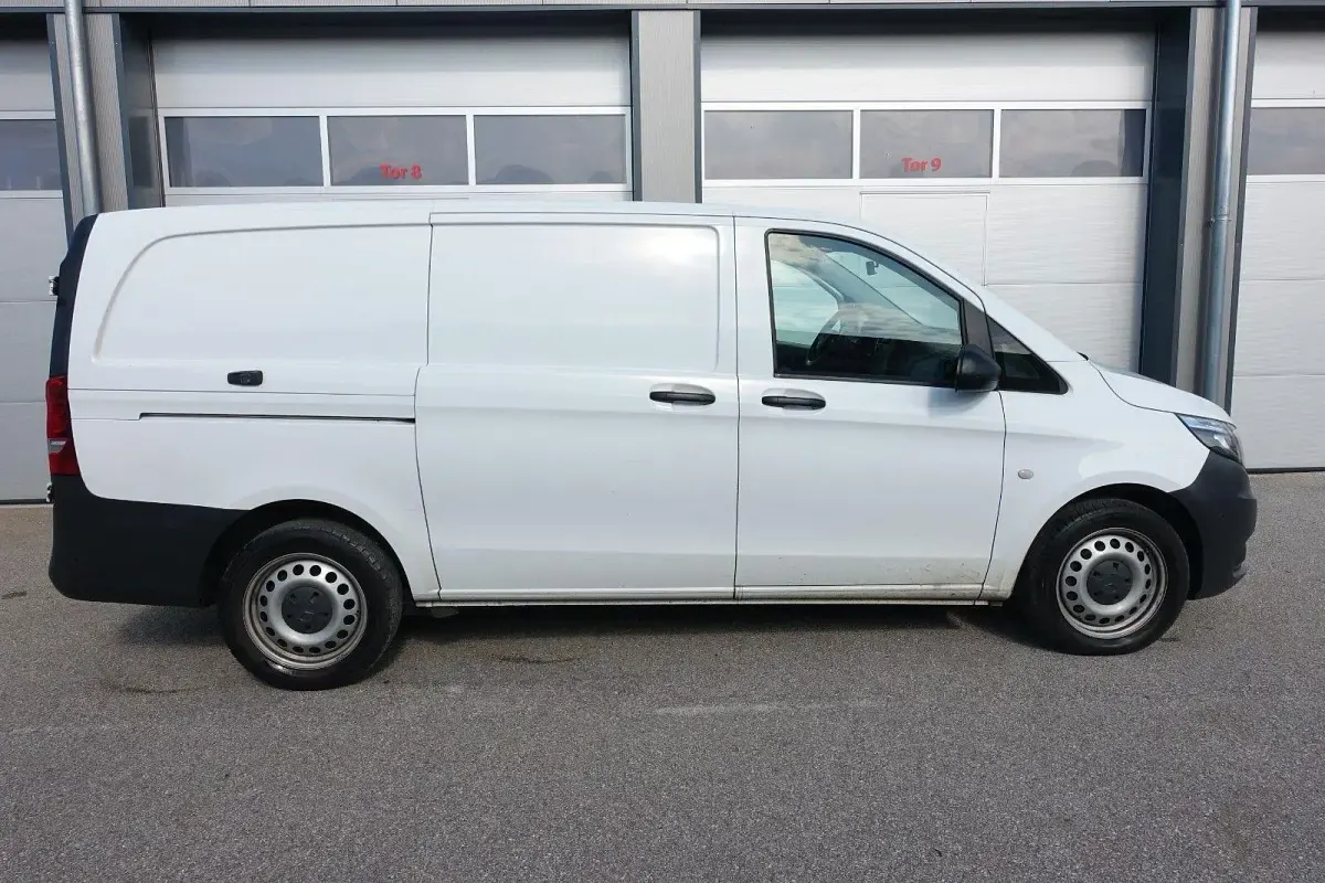 Gebraucht Mercedes Vito 163 PS (119 kW) 2019 Weiß Van