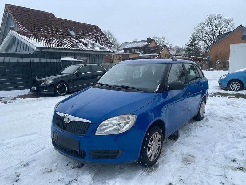 Blau Gebraucht 2009 Skoda Fabia Kombi | 950 € (Superpreis) - Bild 1/4