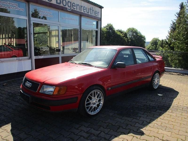 Rot Gebraucht 1991 Audi 100 Limousine | 2.500 € - Bild 1/4