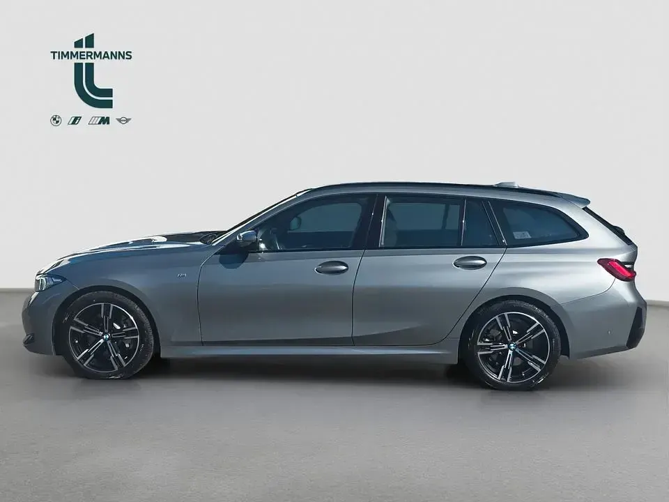Gebraucht BMW 330 M Sport 245 PS (180 kW) 2024 Grau Kombi