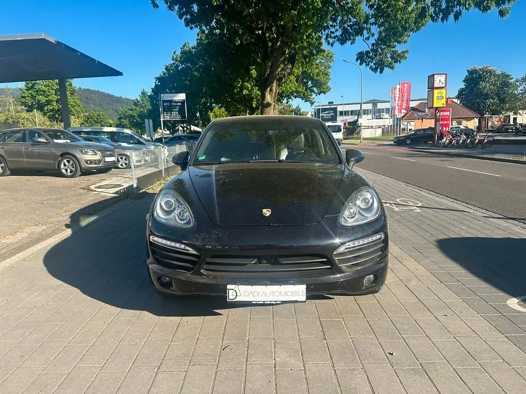 Second-hand Porsche Cayenne S 400 CP (294 kW) 2011 Negru SUV
