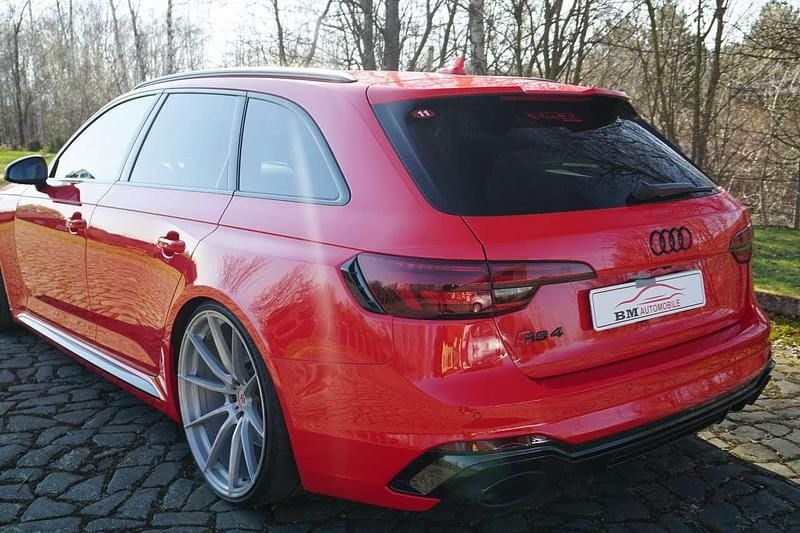 Gebraucht Audi RS4 Ambiente 450 PS (330 kW) 2018 Misanorot perleffekt Kombi