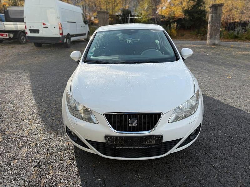 Weiß Gebraucht 2012 Seat Ibiza SC Copa Kleinwagen | 3.499 € (Fairer Preis) - Bild 1/4