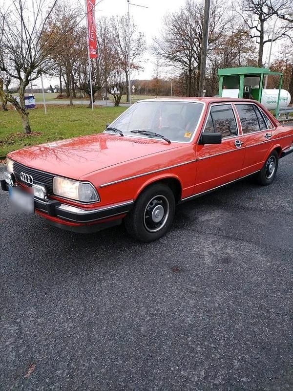 Second-hand Audi 100 86 CP (63 kW) 1980 Roșu Berlinǎ