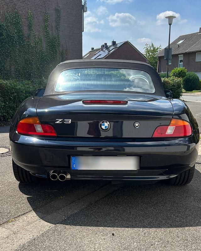 Gebraucht BMW Z3 118 PS (86 kW) 1999 Schwarz Cabrio