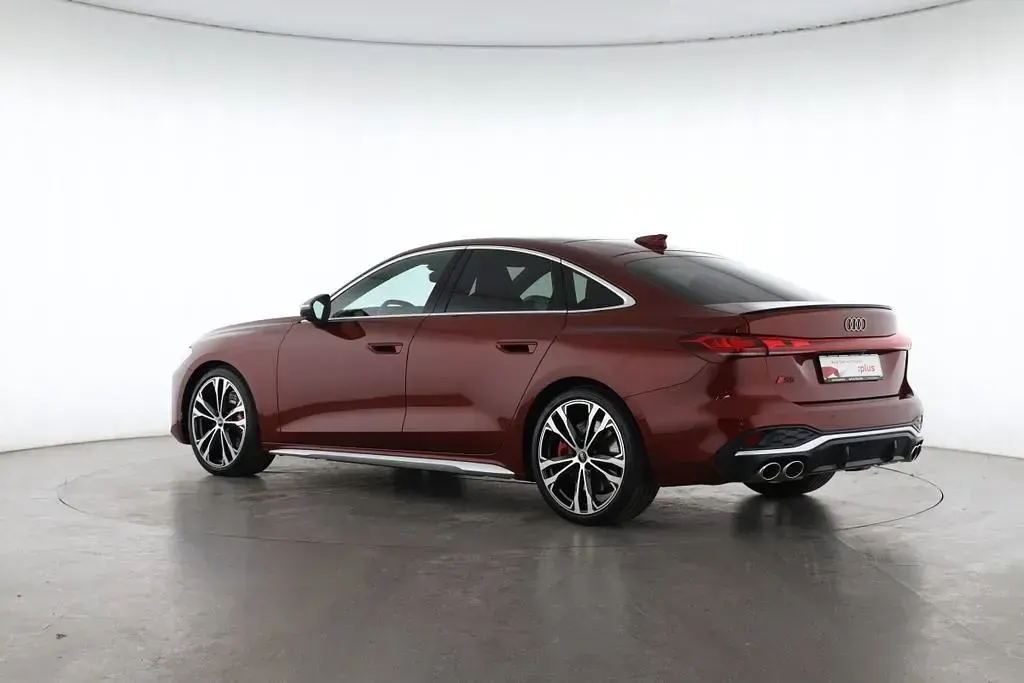 Gebraucht Audi S5 Sport 367 PS (269 kW) 2025 Rot Limousine