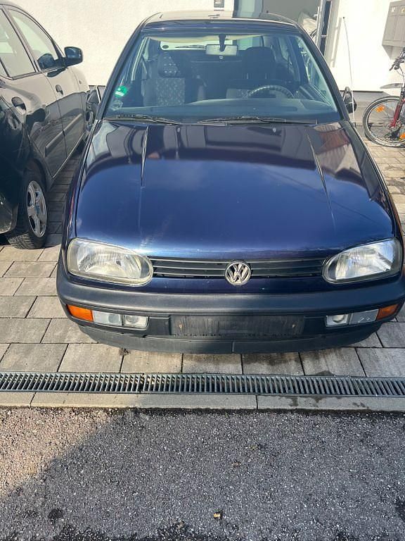Gebraucht VW Golf III 60 PS (44 kW) 1994 Blau Limousine