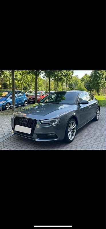 Grau Gebraucht 2012 Audi A5 Sportback Limousine | 9.200 € (Superpreis) - Bild 1/4