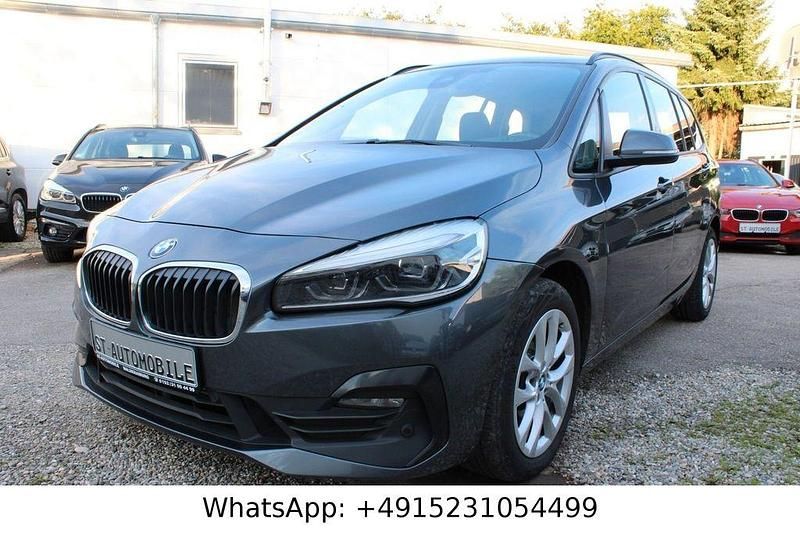 Grau Gebraucht 2019 BMW 220 Gran Tourer Advantage Van / Kleinbus | 15.650 € (Fairer Preis) - Bild 1/4