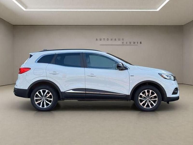 Gebraucht Renault Kadjar Black Edition 158 PS (116 kW) 2021 Weiß SUV