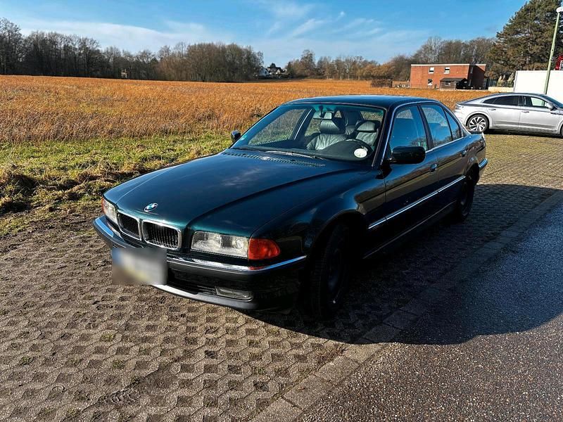 Gebraucht BMW 735 235 PS (172 kW) 1996 Grün Limousine