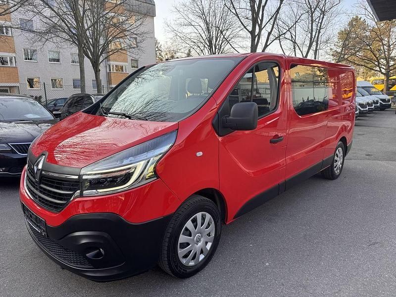 Gebraucht Renault Trafic 145 PS (106 kW) 2020 Rot Van / Kleinbus