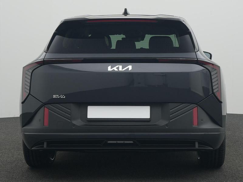 Neu Kia EV4 Earth 150 kW (204 PS) 2026 Pentametal metallic Limousine