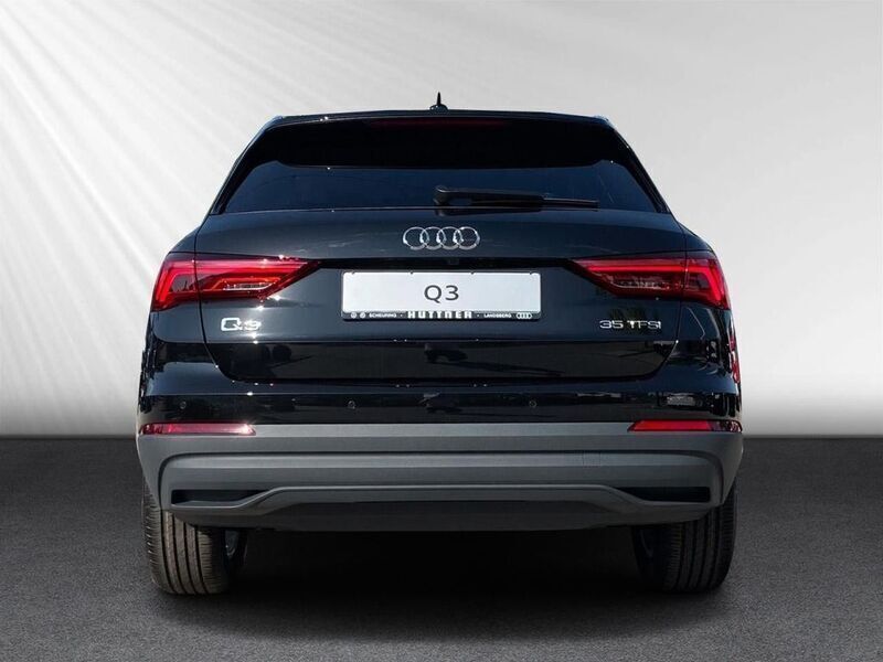 Second-hand Audi Q3 Sport 150 CP (110 kW) 2023 Negru SUV