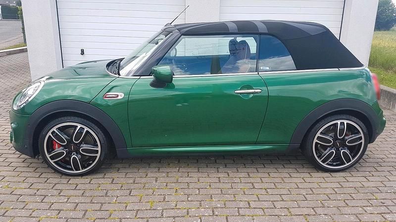 Gebraucht Mini John Cooper Works Cabriolet 231 PS (169 kW) 2020 Grün Cabrio