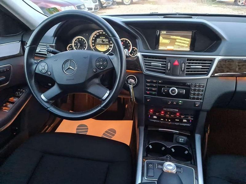 Usata Mercedes E300 252 CV (185 kW) 2012 Argento Station wagon