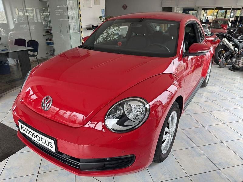 Second-hand VW Beetle 105 CP (77 kW) 2014 Roșu Hatchback