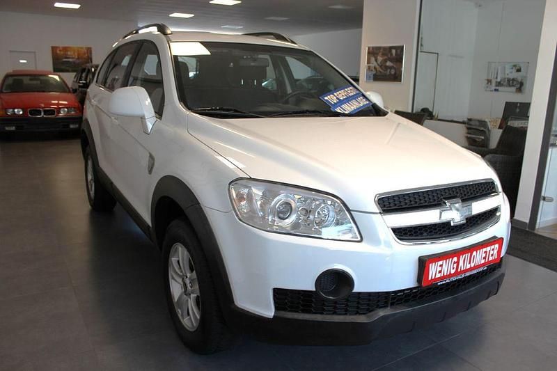 Gebraucht Chevrolet Captiva LS 136 PS (100 kW) 2011 Weiß SUV