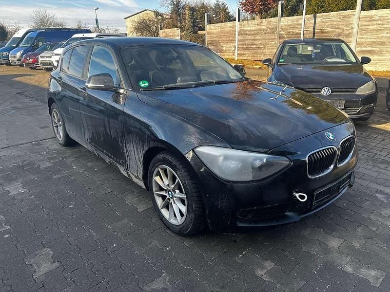 Black sapphire metallic Gebraucht 2013 BMW 116 Kleinwagen | 2.450 € (Guter Preis) - Bild 1/4